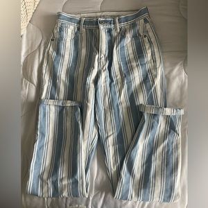 American Eagle size 0 stripped pants